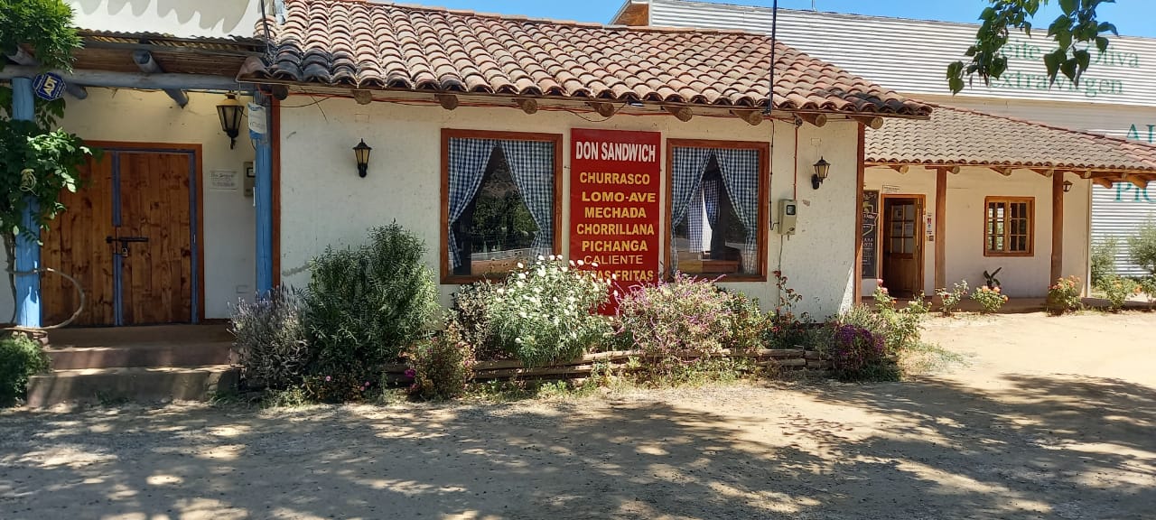 Don Sandwich - Local